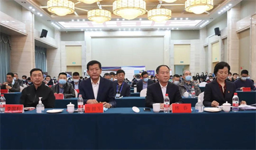 九游娱乐Nineame官方网站體育參加省體育場館協(xié)會工作年會 聚焦體育產業(yè)高質量發(fā)展